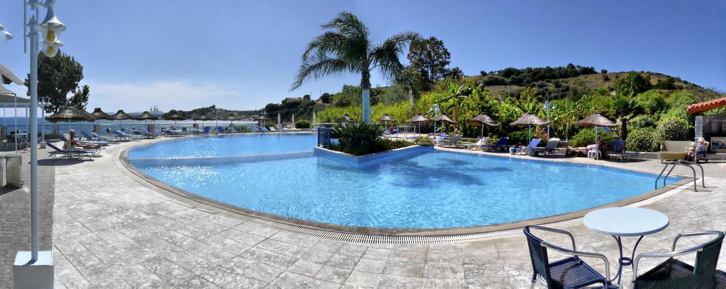 Hotel Golden Sun 菲尼孔塔 外观 照片